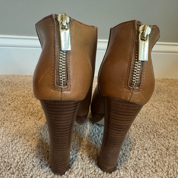 Michael Kors Tan Booties - Size 7 - Picture 3 of 5